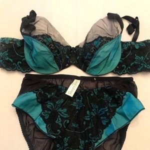 Oscar de la Renta Lingerie Set